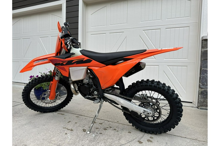 2025 KTM DEMO 250 XC