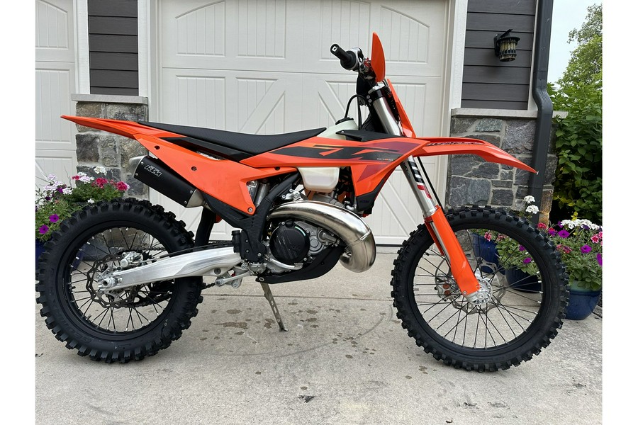 2025 KTM DEMO 250 XC