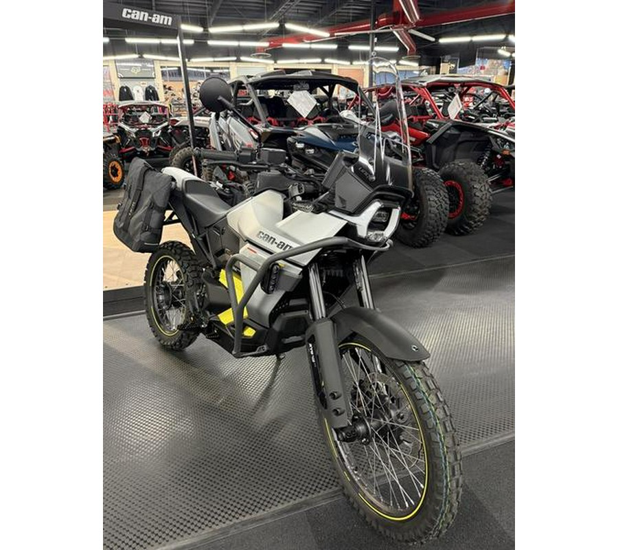 2025 Can-Am® Origin '73