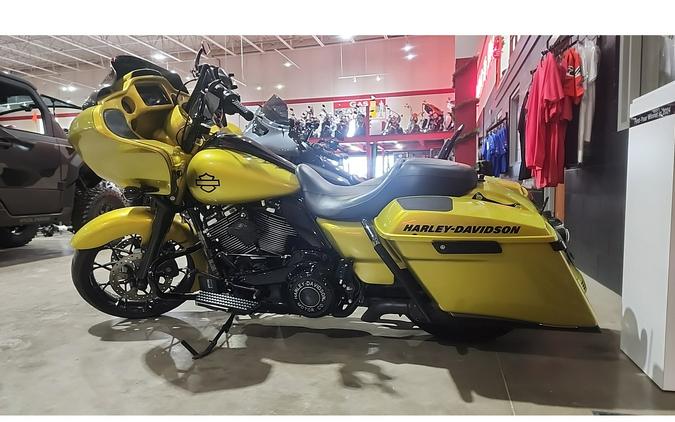 2020 Harley-Davidson® ROAD GLIDE SPECIAL EDITION LOADED - EAGLE EYE YELLOW