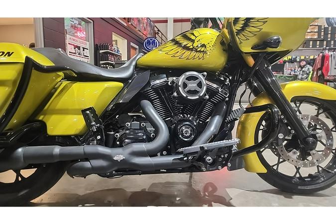2020 Harley-Davidson® ROAD GLIDE SPECIAL EDITION LOADED - EAGLE EYE YELLOW