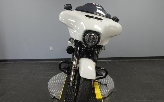 2020 Harley-Davidson CVO Street Glide