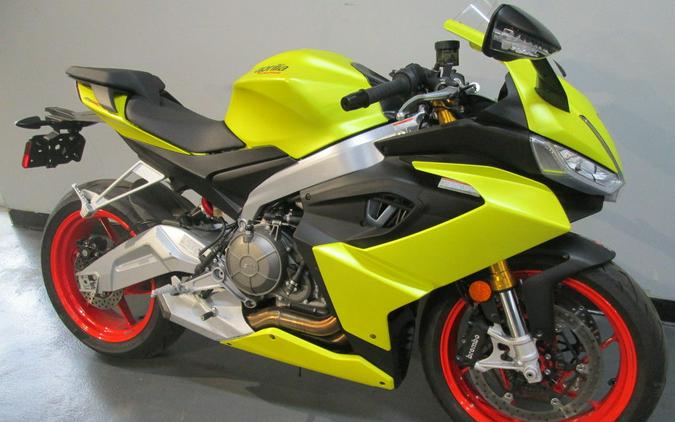 2022 Aprilia® RS 660 Acid Gold