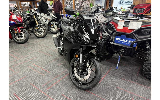 2026 Yamaha YZR-R3 ABS