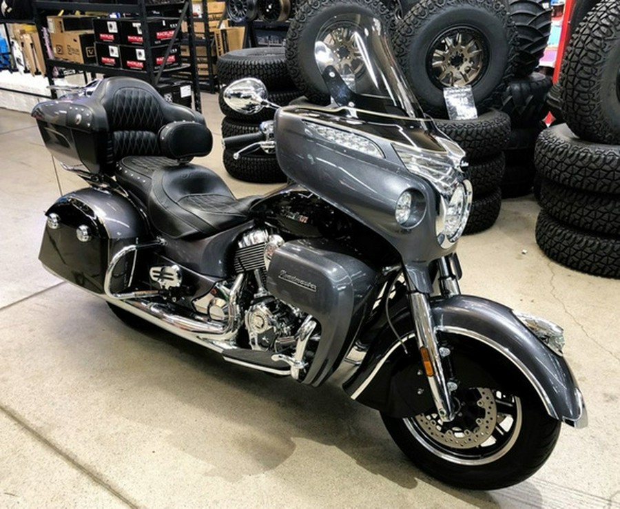 2016 Indian Roadmaster Thunder Black