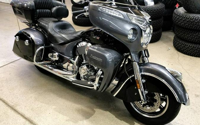 2016 Indian Roadmaster Thunder Black
