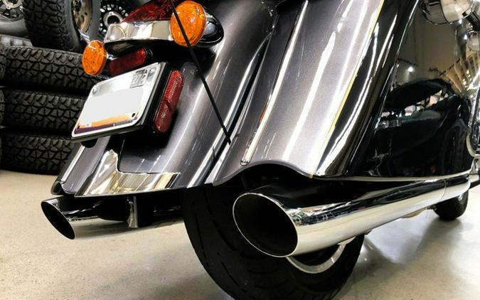 2016 Indian Roadmaster Thunder Black