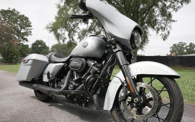 FLHXS 2023 Street Glide Special