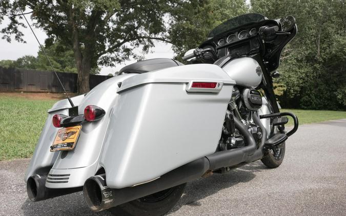 FLHXS 2023 Street Glide Special