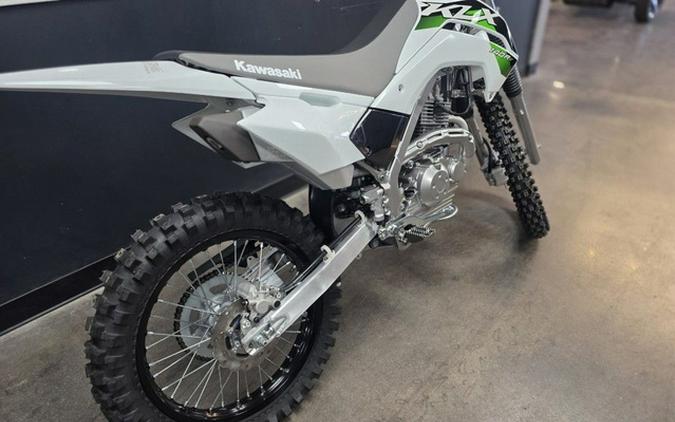 2027 Kawasaki KLX 140R F