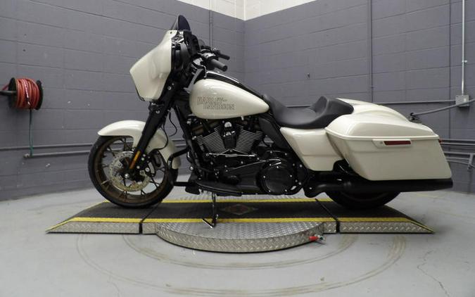 2023 Harley-Davidson® FLHXST - Street Glide® ST