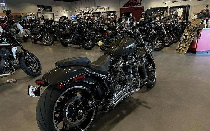 2019 Harley-Davidson® FXBR - Softail® Breakout®