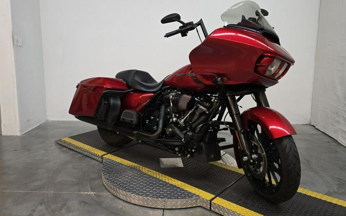 FLTRXS 2018 Road Glide Special