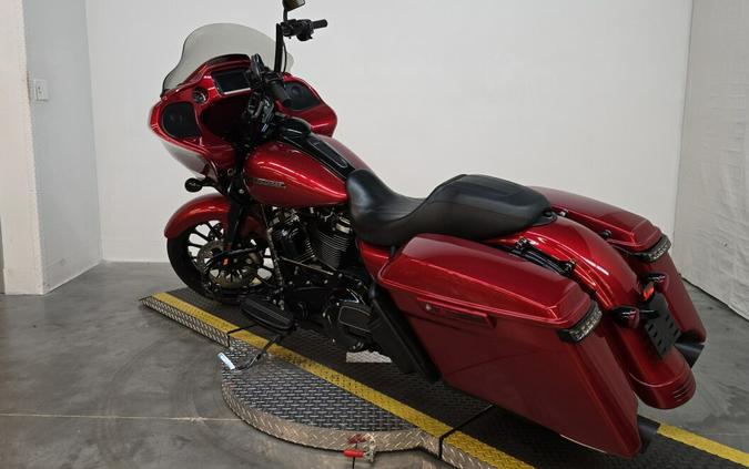 FLTRXS 2018 Road Glide Special