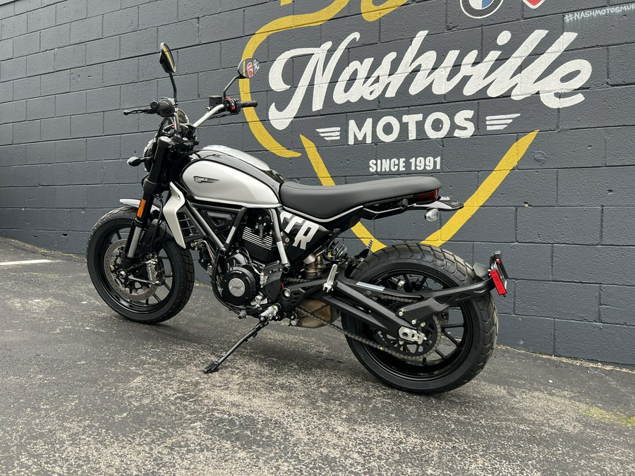 2024 Ducati Scrambler 800 Icon