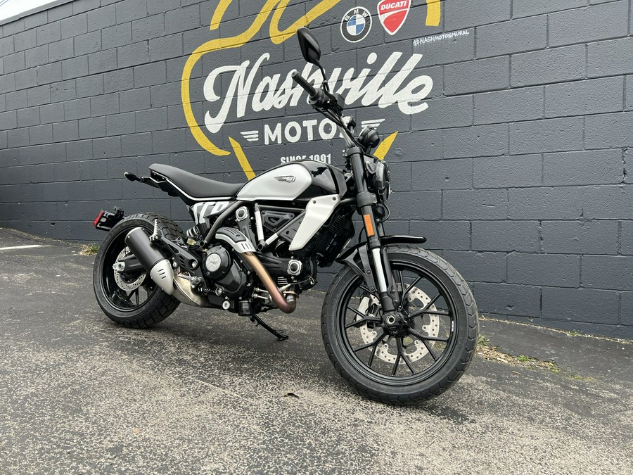 2024 Ducati Scrambler 800 Icon