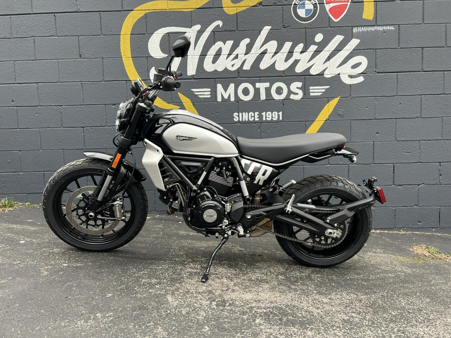 2024 Ducati Scrambler 800 Icon