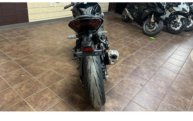 2025 Kawasaki ZR900SSFNN