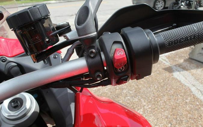 2022 Ducati Multistrada V4S Ducati Red / Spoked Wheels