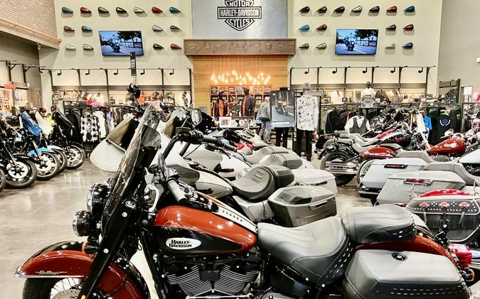 2024 Harley-Davidson® FLHCS - Heritage Classic