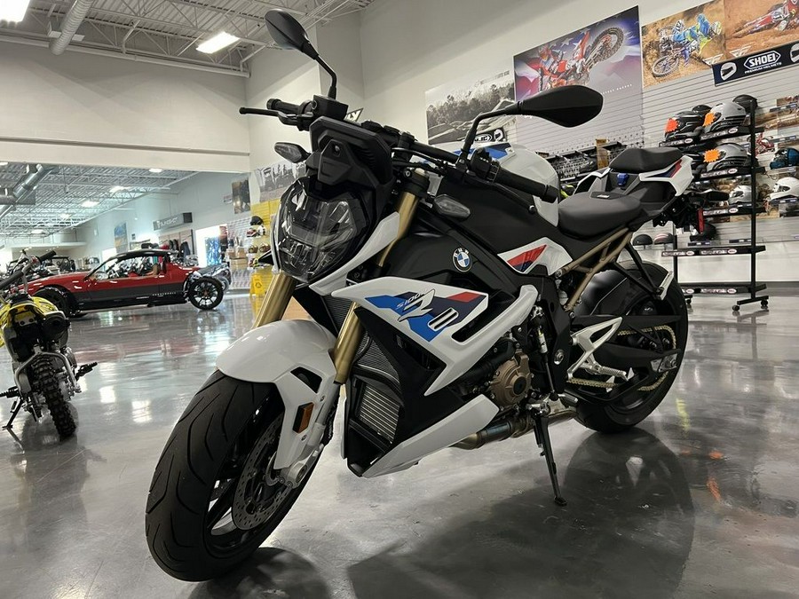 2024 BMW S 1000 R