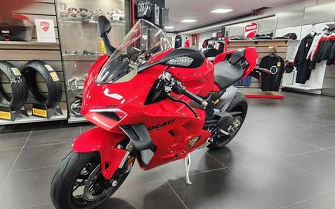 2024 Ducati Panigale V4