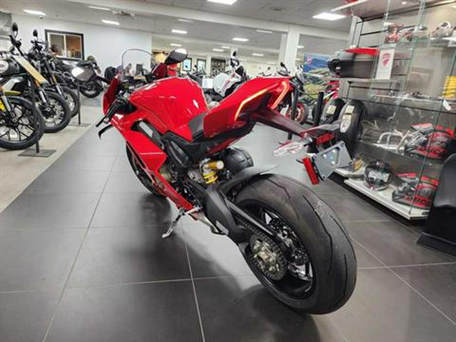 2024 Ducati Panigale V4