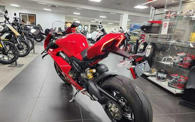 2024 Ducati Panigale V4