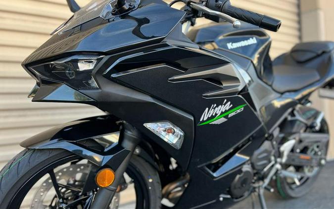 2024 Kawasaki Ninja® 500