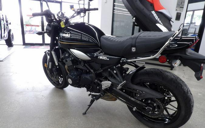 2018 Kawasaki Z900RS Metallic Spark Black