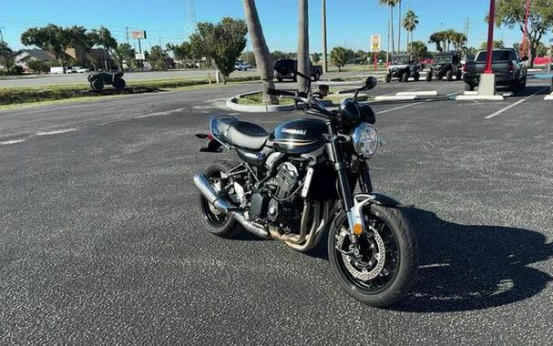 2018 Kawasaki Z900RS Metallic Spark Black