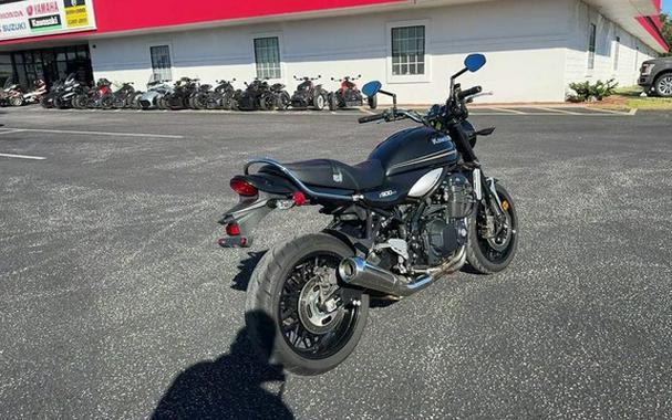 2018 Kawasaki Z900RS Metallic Spark Black
