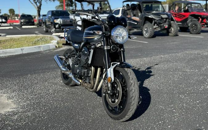 2018 Kawasaki Z900RS Metallic Spark Black