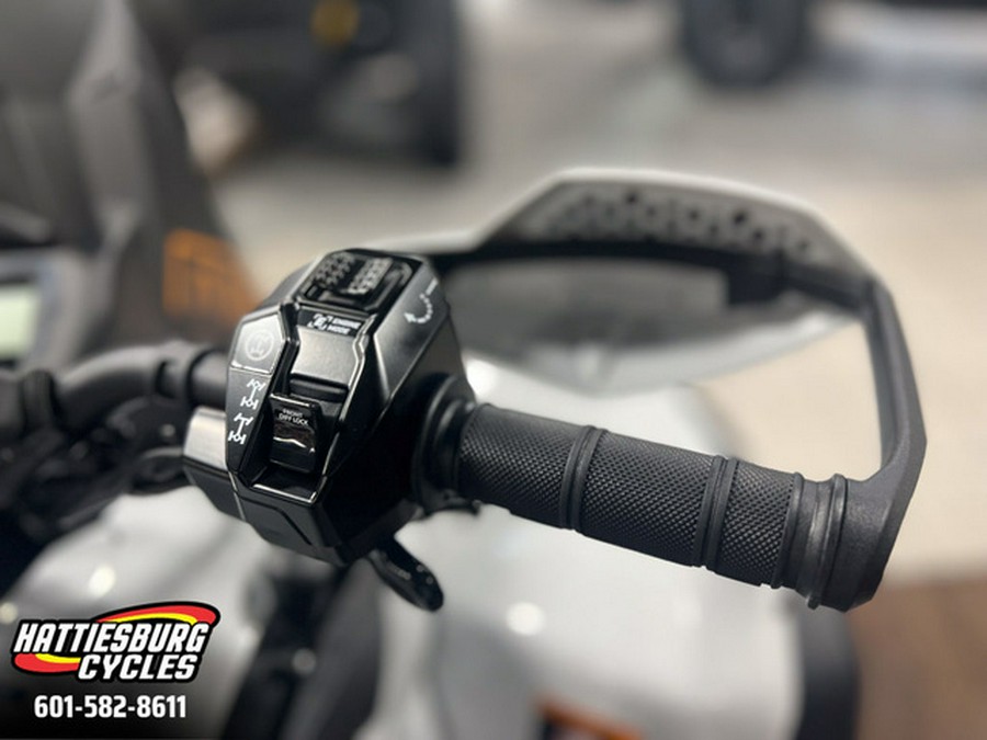 2026 Can-Am Renegade X mr 650