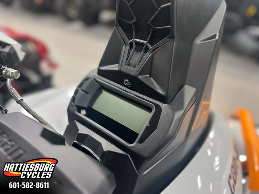 2026 Can-Am Renegade X mr 650