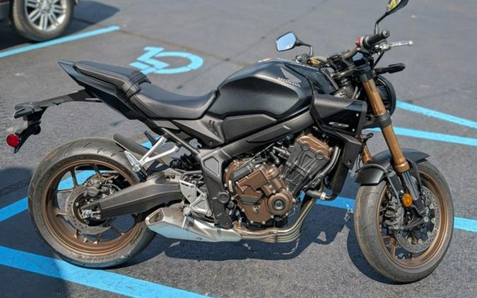2026 Honda CB650R E-Clutch