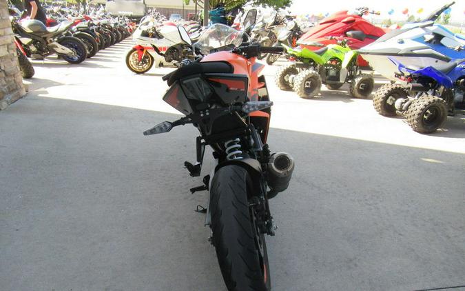 2022 KTM RC 390
