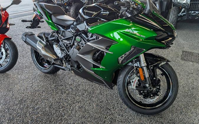 2025 Kawasaki NINJA H2 SX SE ABS Emerald Blazed Green/Metallic Diablo Black/Metallic Matte Graphenesteel Gray - 006172
