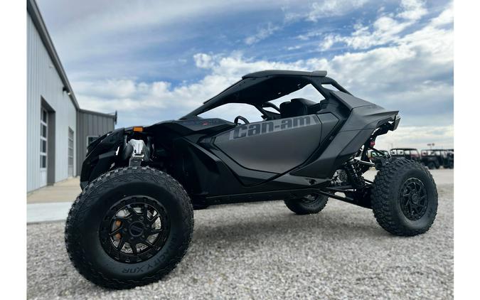 2024 Can-Am Maverick R X RS With Smart-Shox Black