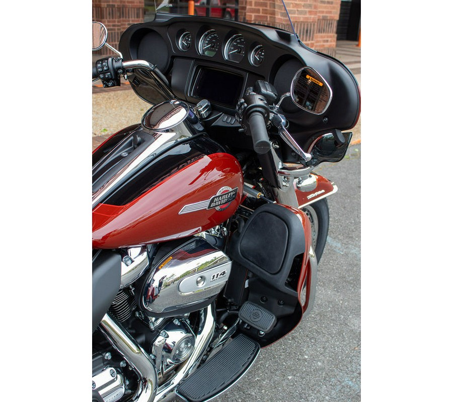 2024 Harley-Davidson® FLHTCUTG - Tri Glide® Ultra