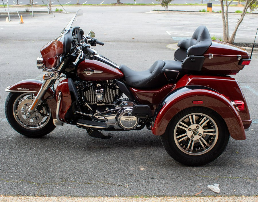 2024 Harley-Davidson® FLHTCUTG - Tri Glide® Ultra