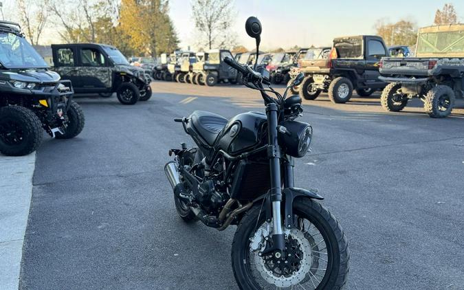 2022 Benelli Leoncino Trail