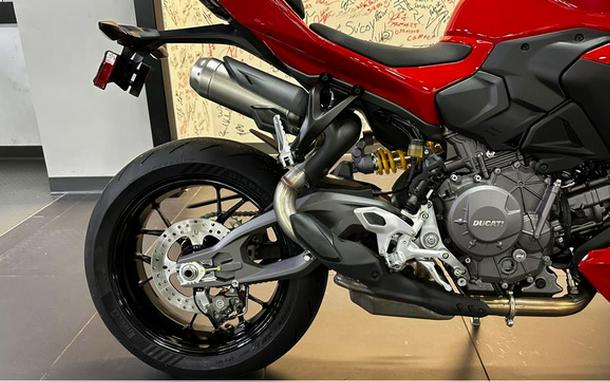 2026 Ducati Streetfighter V2