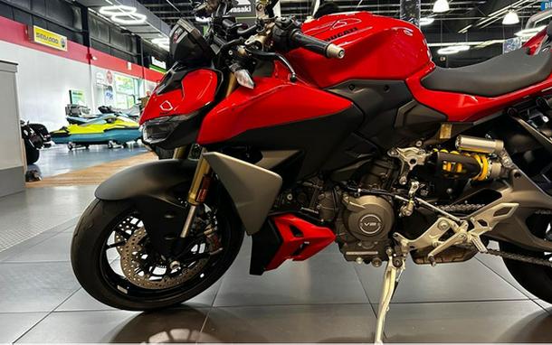 2026 Ducati Streetfighter V2