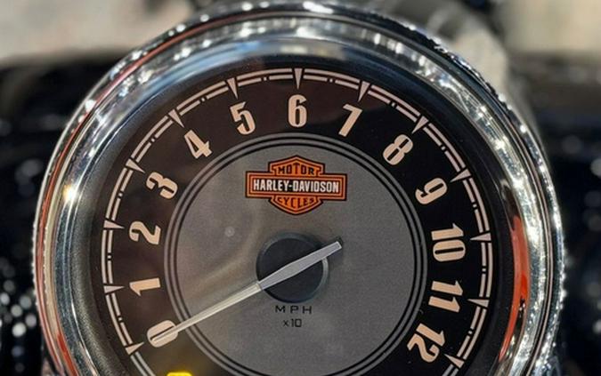 2017 Harley-Davidson Softail FLSTC - Heritage Classic