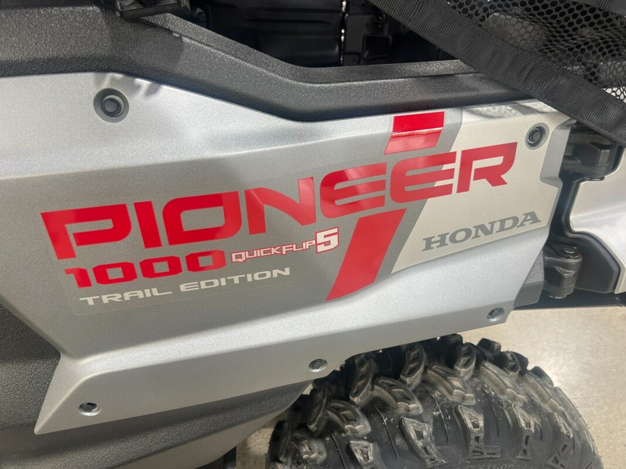 2025 Honda Pioneer 1000-5
