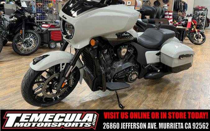 2026 Indian Chieftain Powerplus Dark Horse 112 Chalk With Bl