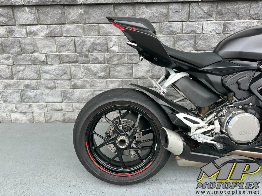 2024 Ducati Panigale V2