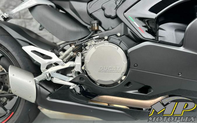 2024 Ducati Panigale V2