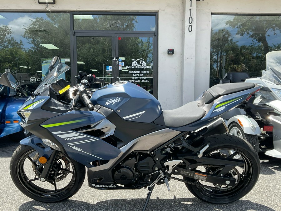 2022 Kawasaki Ninja 400